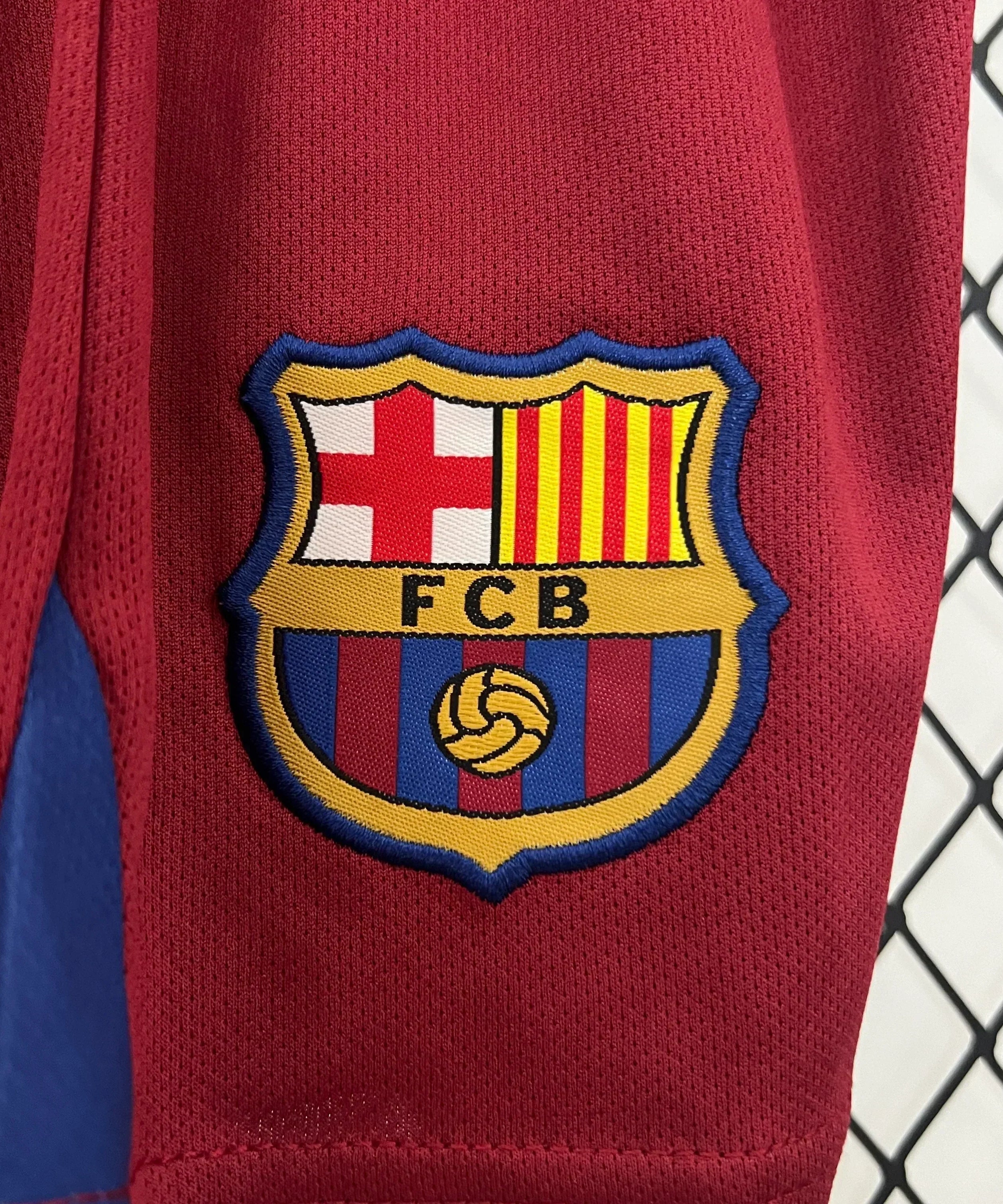 Barcelona 05/06 Home Jersey Kids