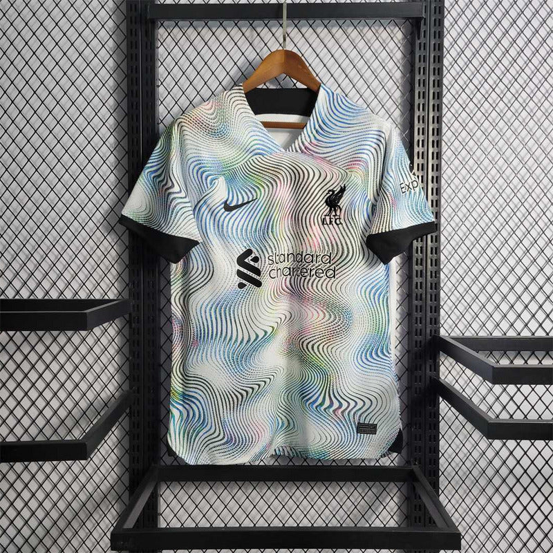 Liverpool 22-23  Away