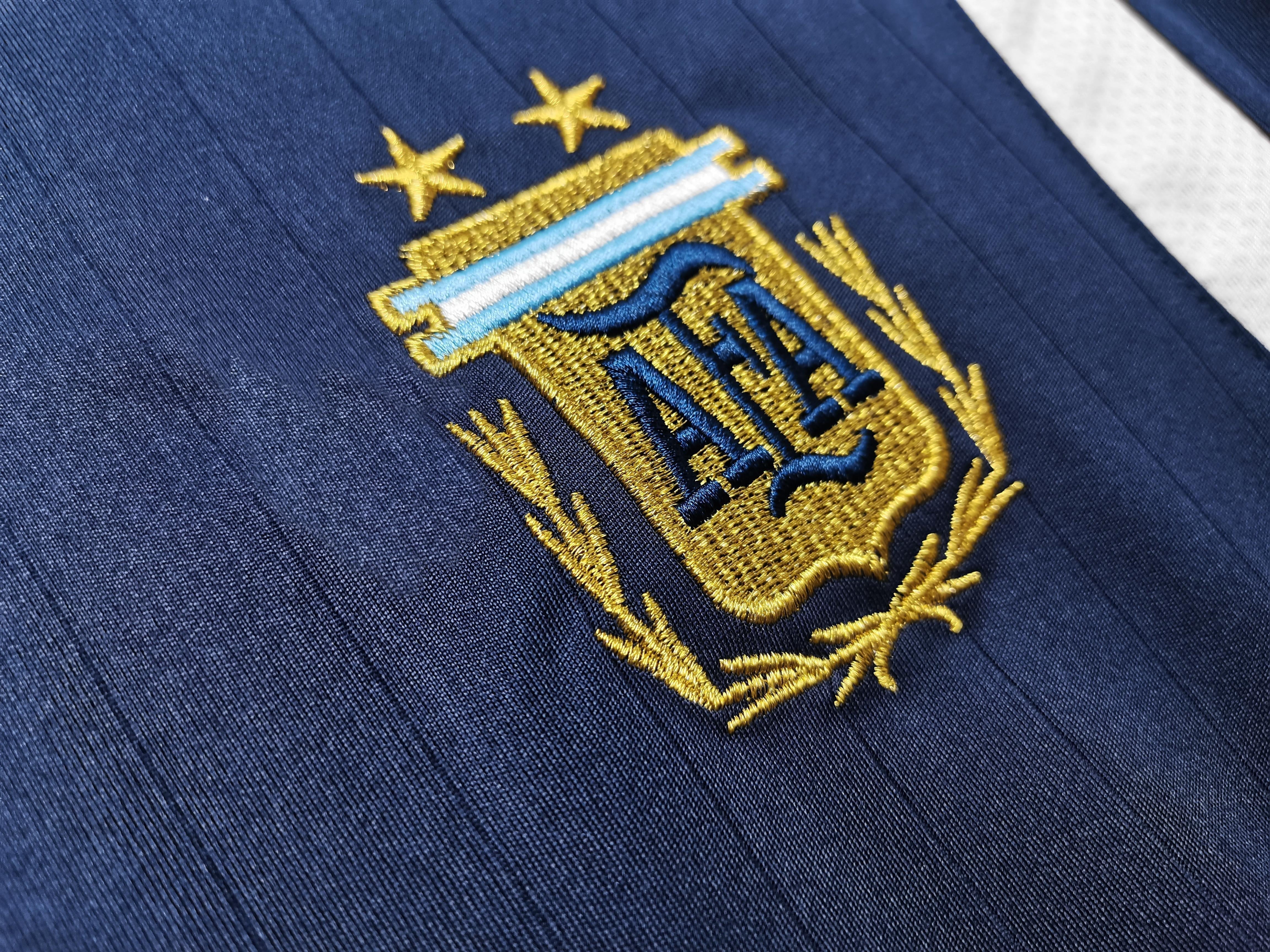 Argentina 2006-2007 Away Kit