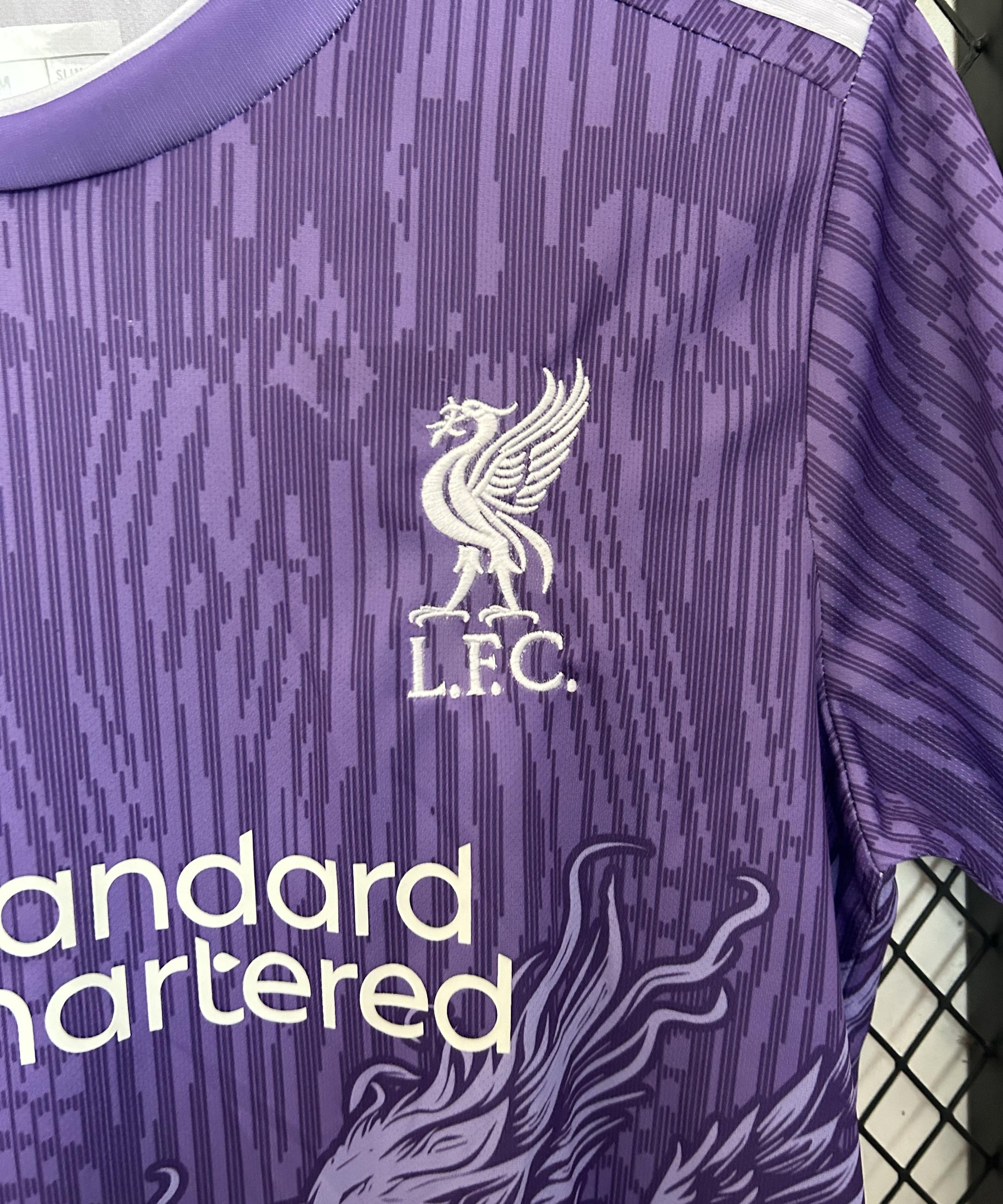 Équipement spécial "Majestic Wyvern" Liverpool