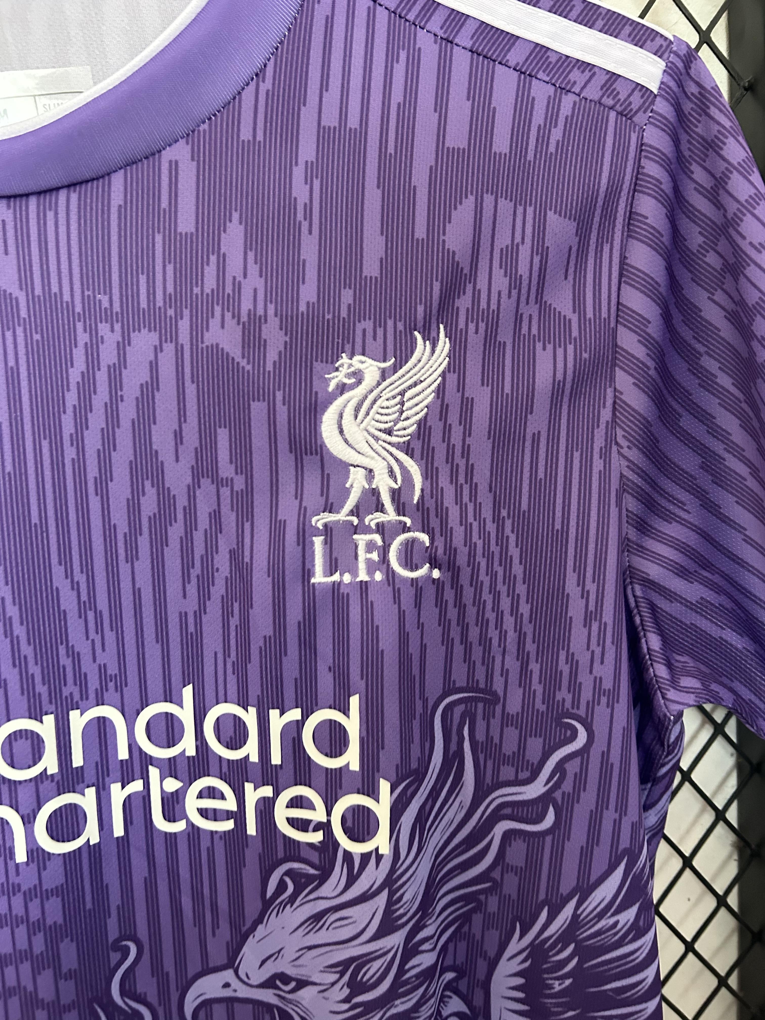 Équipement spécial "Majestic Wyvern" Liverpool