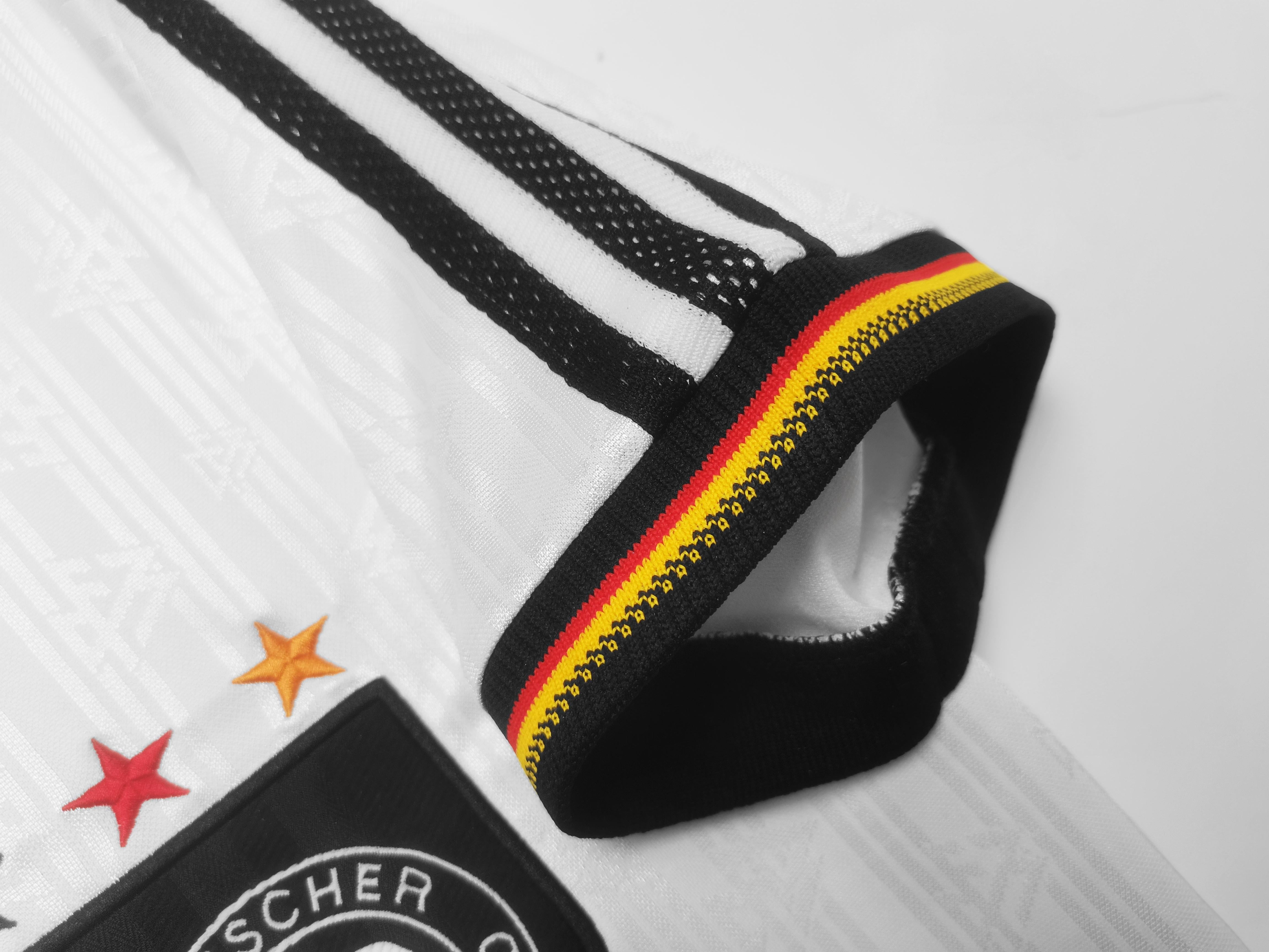 Allemagne Tenue Rétro Domicile 1996-1997