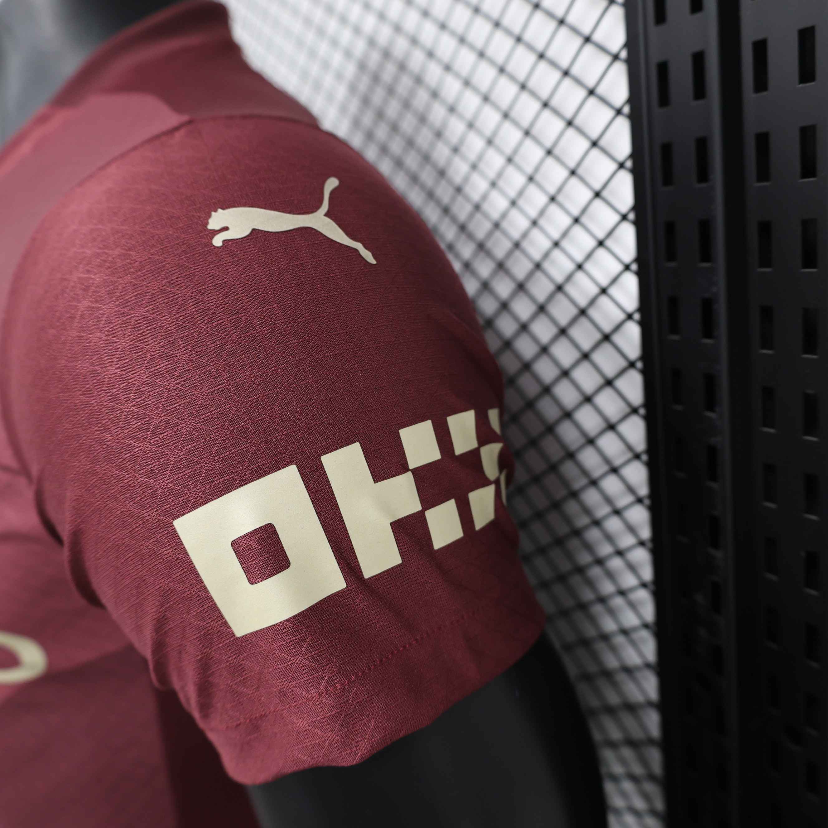 Manchester City " Groun wall" Special Kit