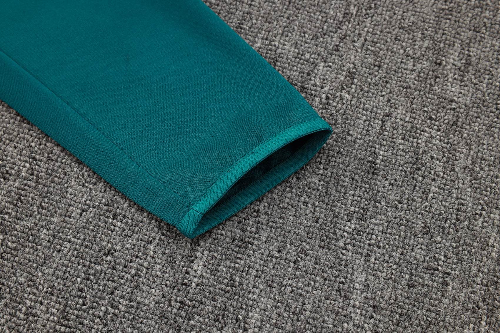 Survêtement Rouge Foncé et Vert Menthe Mexique