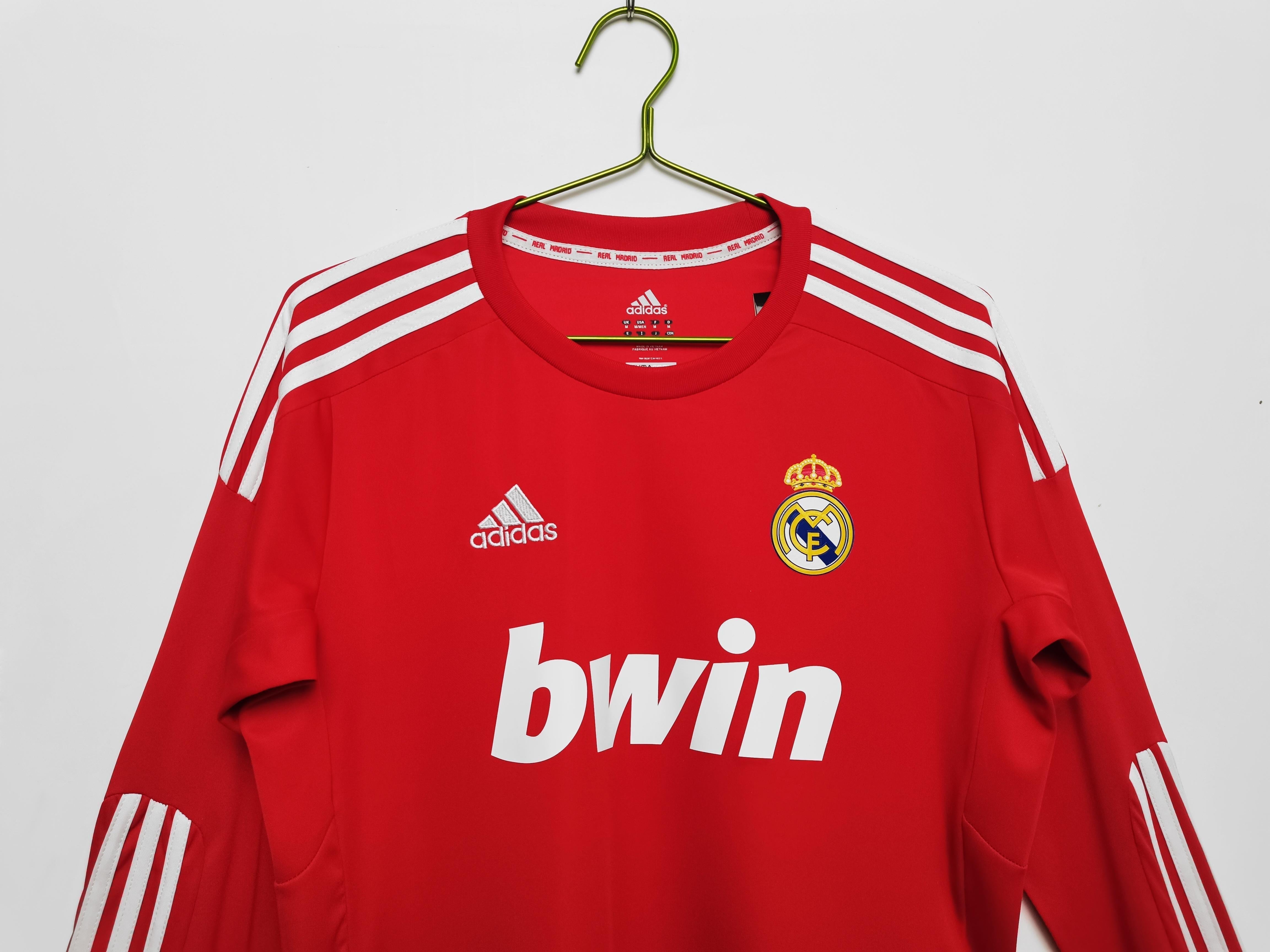 Maillot Extérieur Manches Longues Rétro Real Madrid 2011-2012