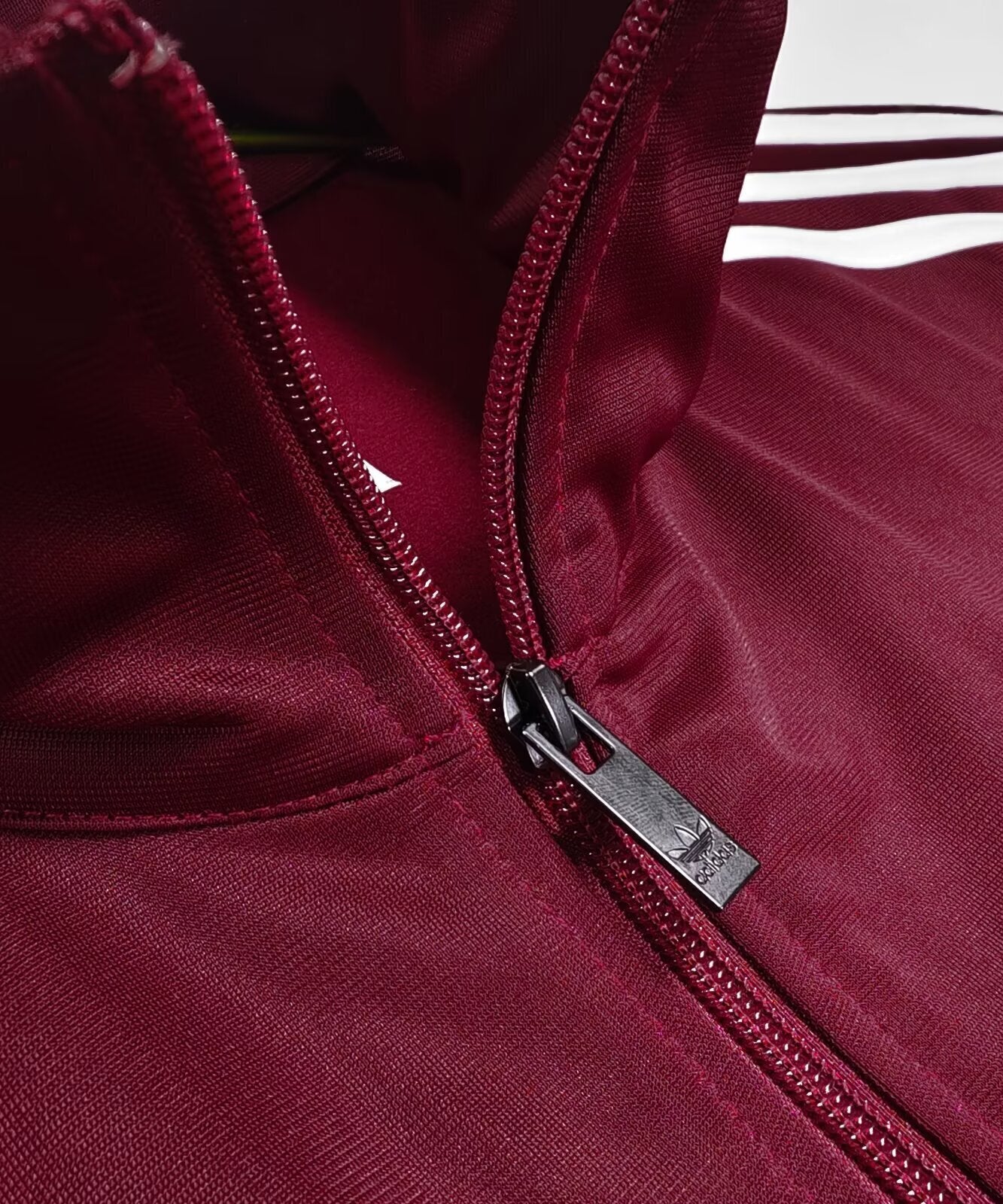 Football X Streetwear Rouge 2025-2026