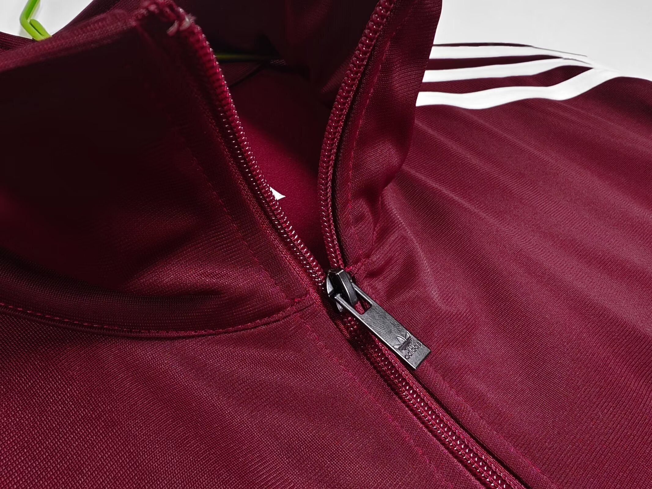Football X Streetwear Rouge 2025-2026