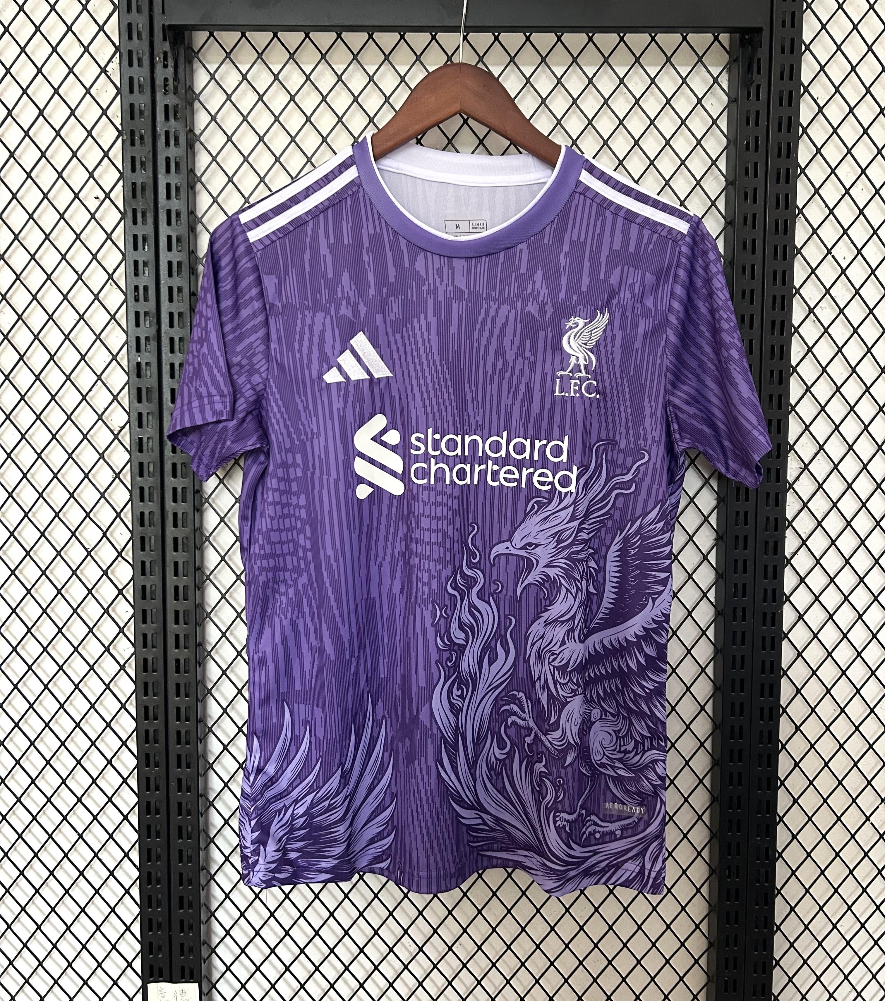 Équipement spécial "Majestic Wyvern" Liverpool