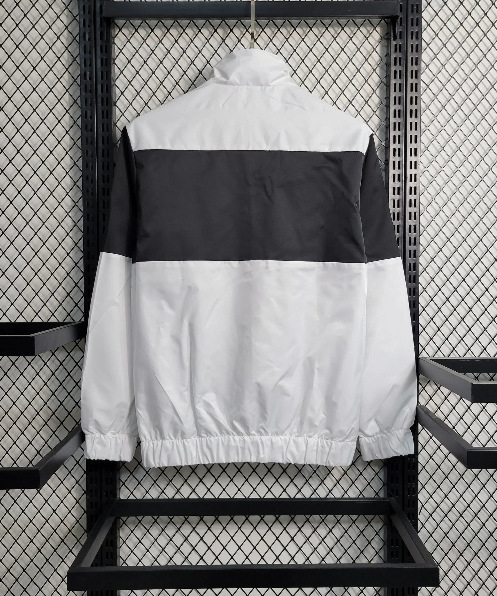 Veste Coupe-Vent Milan 23/24 - Blanche et Noire