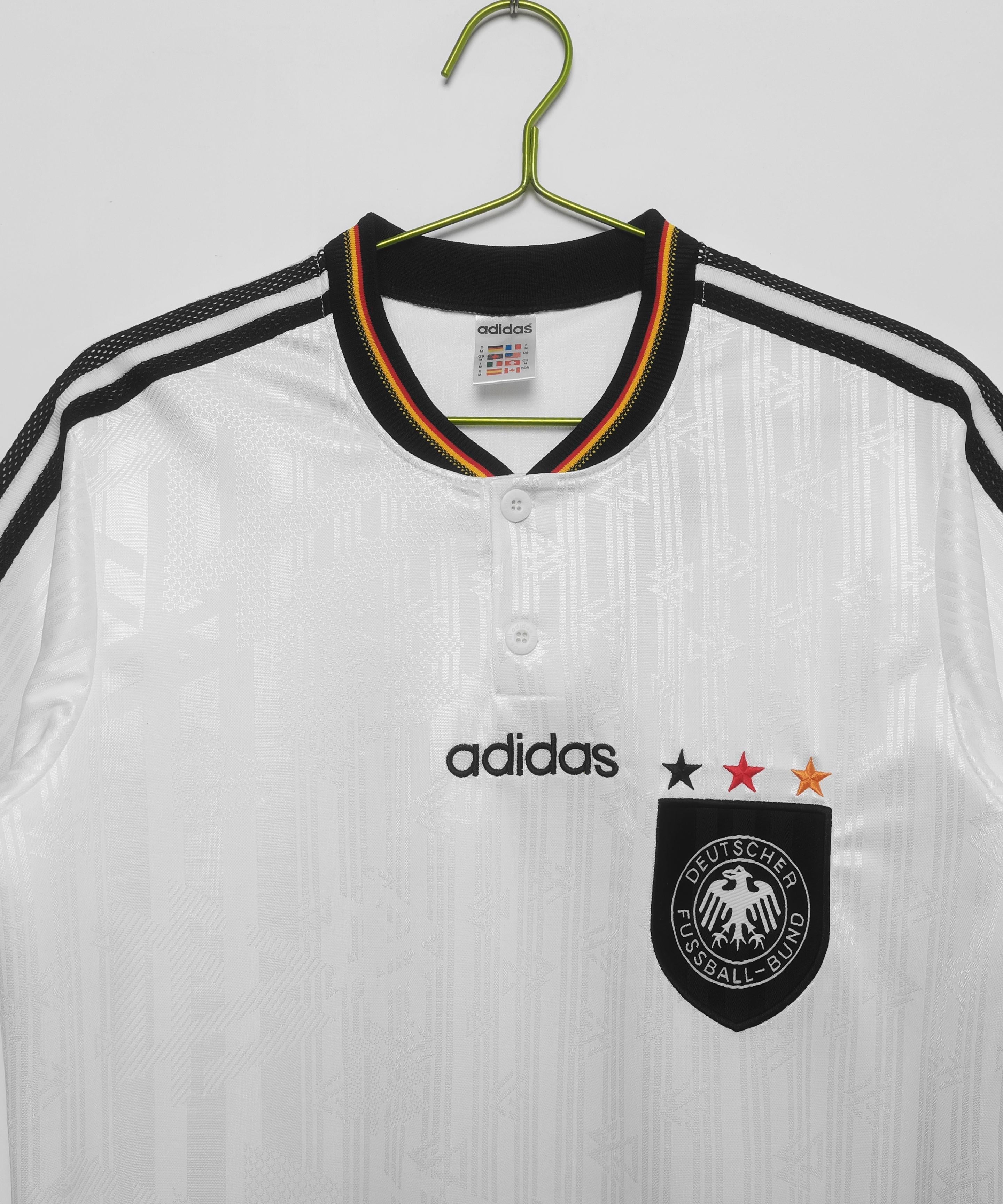 Allemagne Tenue Rétro Domicile 1996-1997