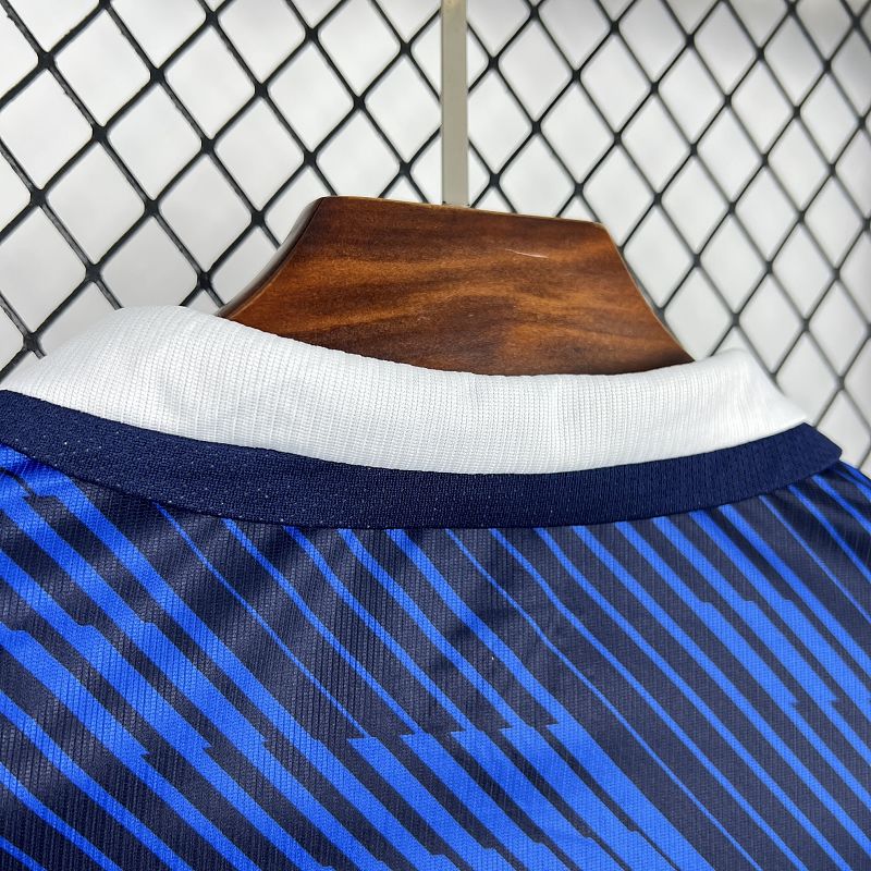 France Home WC 26 Kit