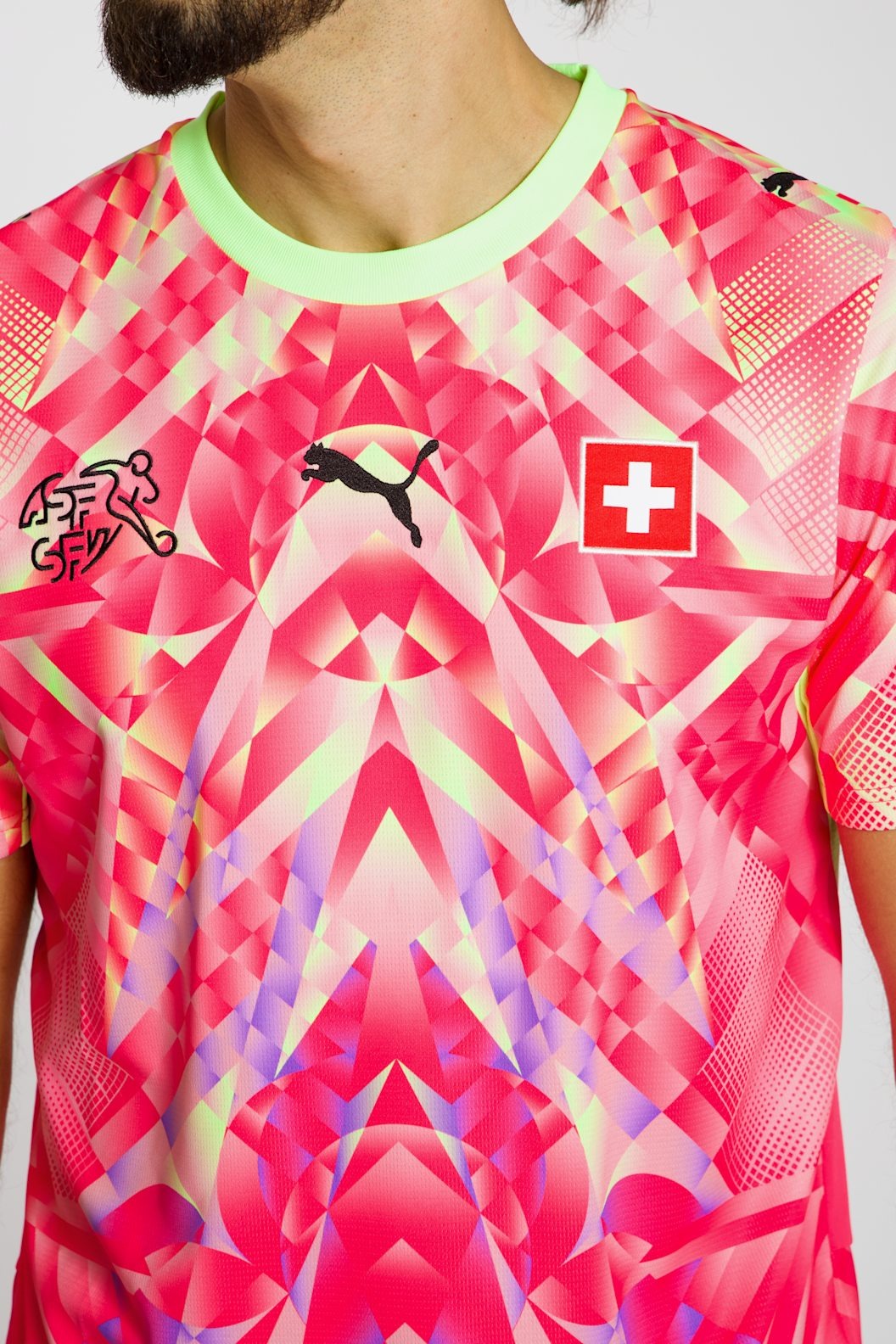 Maillot extérieur Suisse "Rose" Coupe du Monde